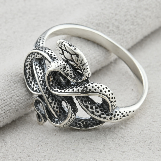 Кольцо серебряное женское Тайпан
