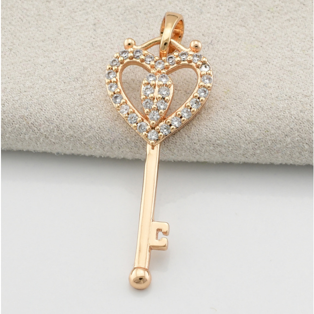 Кулон Xuping Ключик від серця для ланцюжка до 3 мм 80762расп мутний камінь розмір 33х11 мм білі фіаніти вес 1.3 г позолота 18К