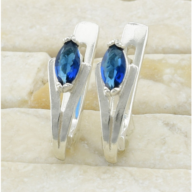 Tiffany silver earrings the size of 14h4 mm insert blue phianites weight of 1.31 g